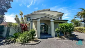 Image of Beachside Beauty