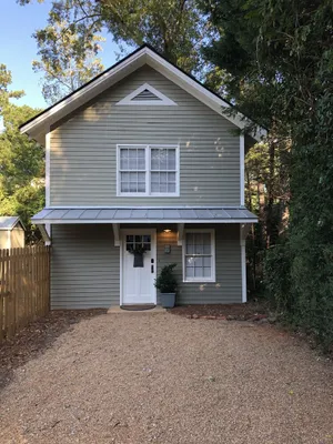 Image of Walk to Everything from the 5 Points Carriage House!