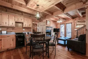 Image of Large triplex cabin--great for groups!