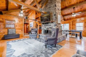 Image of Shade Tree Cabin Near Harpers Ferry Casino Race Track
