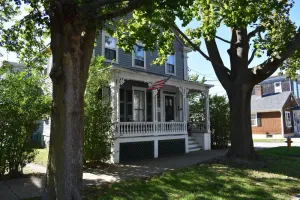 Image of Cozy, historic home, 1 BR located 2 blocks from downtown Bristol RI
