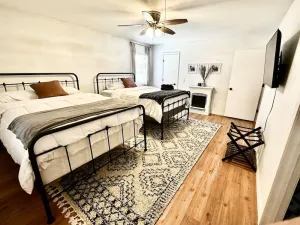 Image of Shiloh House 3-bed, 2 bath, living room, garage