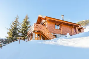 Image of Luxury chalet in Alpe d'Huez at the foot of the slopes, close to shops