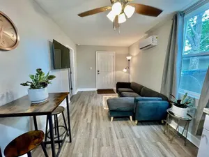 Image of 1\/1 Full kitchen - Pet Friendly - Washer\/Dryer