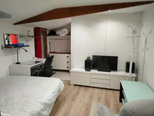 Image of Self-contained studio in the heart of the Yvelines