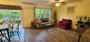 Image of 6mi to UConn; Peaceful Country Family Home