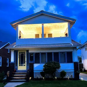 Image of Pet friendly private apartment 10 minutes from downtown
