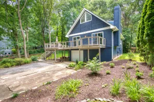 Image of Dog-friendly home with deck, gas fireplace, central AC, & washer\/dryer