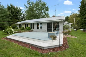 Image of Come Relax at the Lake
