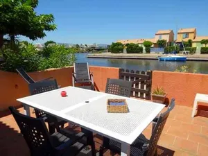 Image of Villa 3 chambres avec parking privé proche plage et commerces - FR-1-782-35