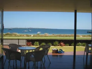 Image of STARFISH Condo\/Apartment - Holiday Retreat with Amazing Beachfront Aspect