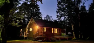 Image of *Little Horn Lodge w\/bunk room near Lake Superior centrally located too explore!