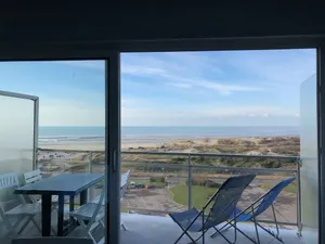 Image of SUPERB VIEW OF THE SEA, the estuary and the dunes, on the 8th floor, well-placed
