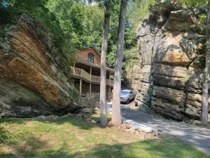 Image of Shady Cliff Rock House