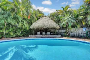 Image of Escape to Paradise! April-June Save. Walk to Atlantic Ave. Fun Downtown Home