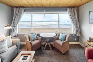 Image of Otter Space - Spacious Sea Gypsy Condo - Sleeps 7 - Pool, Sauna, Beach!