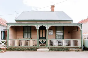 Image of Ned Kelly’s Marlo Cottage - in the best Beechworth location