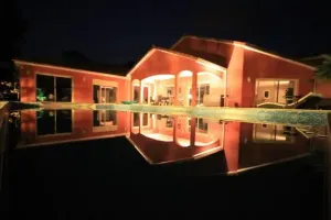 Image of Villa with Pool, Jaccuzi, pétanque court