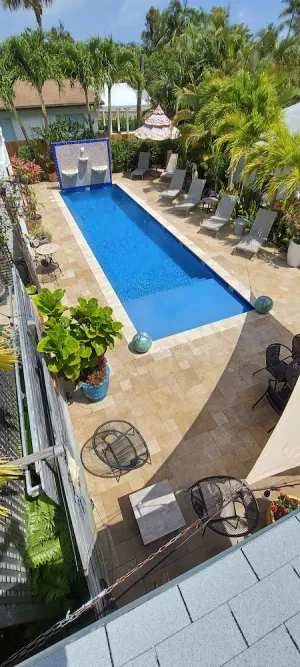 Image of 1BR Villa- Gorgeous\/Pool, Walk to Ave\/Beach- Short-Long Term Disc-All included