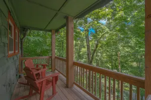 Image of Cozy Cabin #41 - Sleeps 6 - Full kitchen + fireplace - between Boone & Blowing Rock NC
