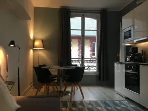 Image of Nice 1 bedroom Scandinavian design 50m from the beach