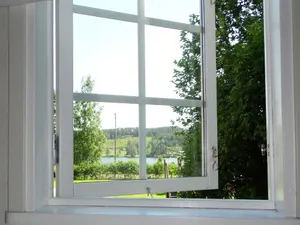 Image of Small cottage in the country side