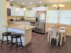 Image of LAKELAND, FL    SWAN CITY GET-AWAY   ENTIRE HOUSE