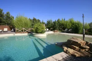Image of A little corner of paradise for lovers of Provence.