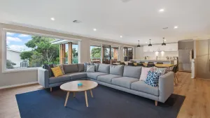 Image of Apollo Grand - Spectacular, Linen Provided, Free WI-FI, New Listing 2019