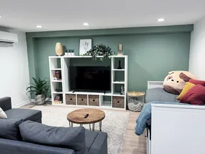 Image of Spacious Capitol Hill Apartment Near Metro & Sites