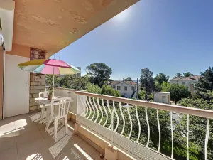 Image of Appartement Moderne et Lumineux à 2 Pas de la Plage, Parking Inclus - FR-1-770-27