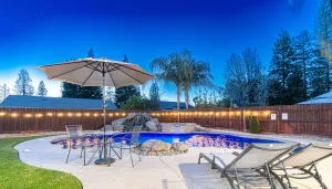 Image of Beautiful Home with Pool & Hot Tub close to National Parks