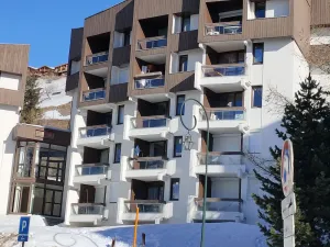 Image of Les Ménuires 4-person apartment near the slopes
