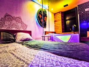 Image of L'éden: private Jacuzzi