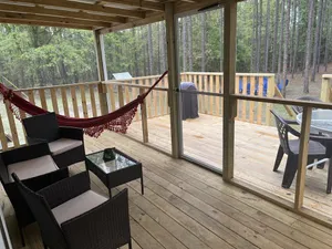 Image of Renovated 3 BR Near Ginnie Springs