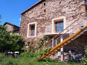 Image of Le Vallon d'Armandine, gîte écologique Auvergne
