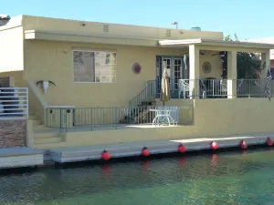 Image of Waterfront Parker Strip - Private 50' Dock - Moovalya Keys