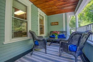 Image of Fairbanks Retreat - Cozy 2 bedroom 2nd floor apartment