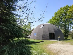 Image of Round house 220 m2, large garden, 10 mn from Vannes