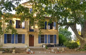 Image of 2 Bedroom Beautiful Home In Avignon