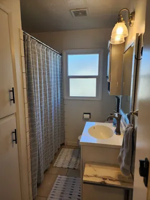 Image of King bedroom, sleeps 6