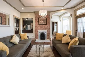 Image of Elegant, King Bed, Privacy,  Free Parking