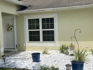 Image of A Beautiful Home—mins to beach!