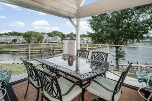 Image of Lake Norman Luxury Waterfront 3rd floor Condo with Elevator, Pool, Tennis
