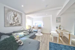 Image of Superhost apartment near Opera with big Kitchen