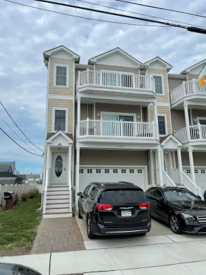 Image of Wildwood vacation home by the Bay. Prime Location on a Beautiful Street!