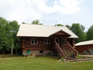 Image of Cozy Cabin in the Woods w\/ Pool Table