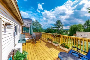 Image of Centrally located condo w\/ 2 decks & shared pool\/hot tub - walk to everything