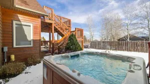 Image of Mountain View Tee and Ski