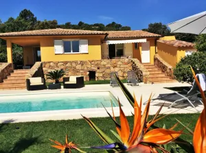 Image of villa with heated pool between cala rossa and porto vecchio